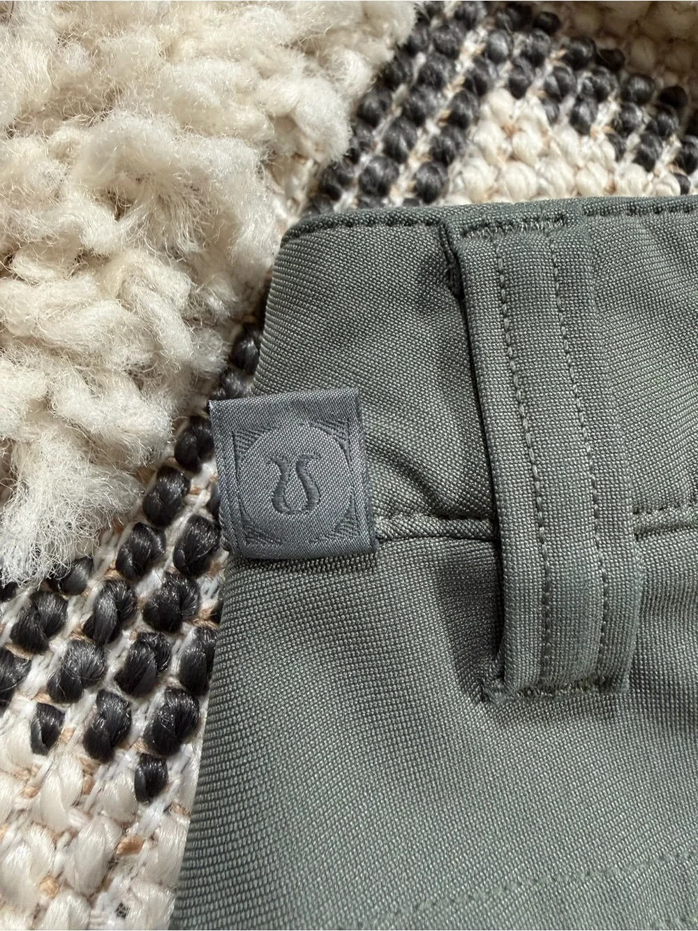 Men’s lululemon Willow Leaf Green ABC Classic-Fit 5 Pocket Pant Size 36